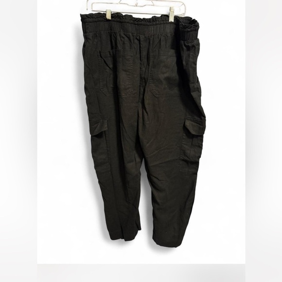 Time and Tru womens Dark Cargo Pants - Picture 4 of 6